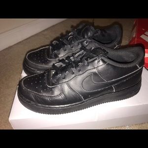 All Black Air Force 1
